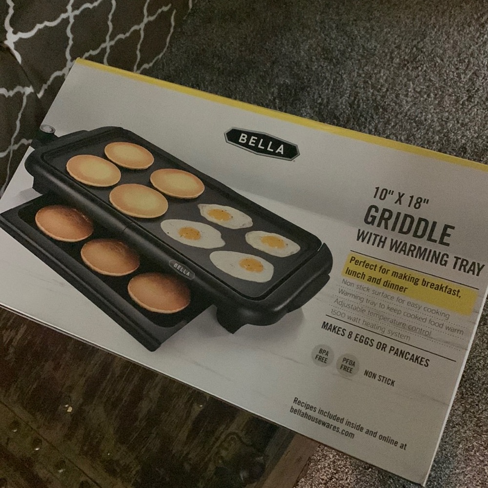 Bella Griddle with Warming Tray, new in box.